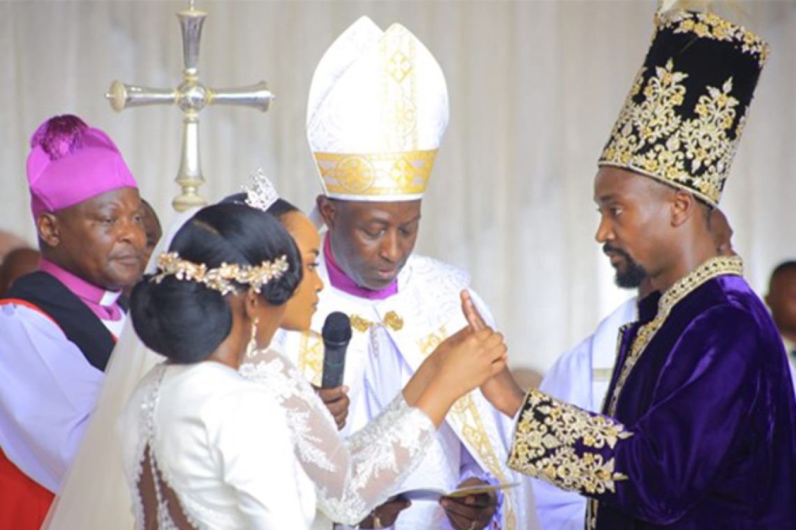 King Nadiope of Busoga marries Queen Jovia Mutesi in a royal union